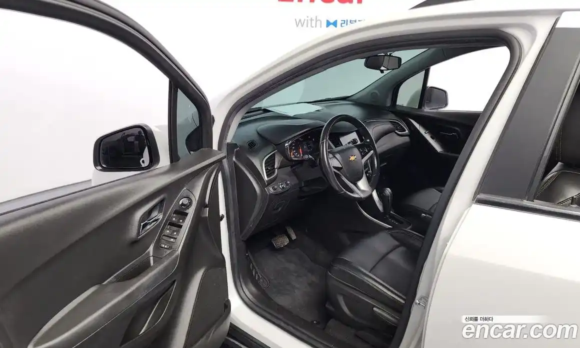 Chevrolet Trax 2019 1.4 Автомат в Москве № 92362, фото 13