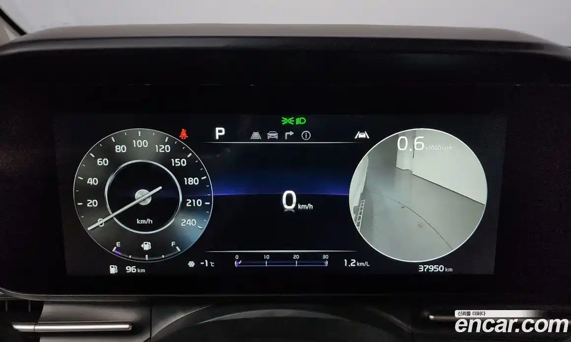 Kia Canival 2023 3.5 Автомат в Москве № 96704, фото 11