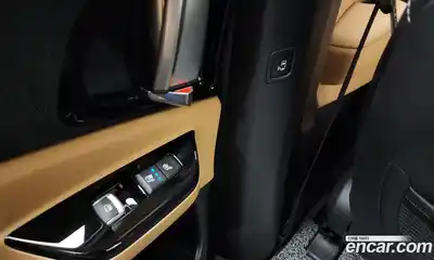 Kia Canival 2023 3.5 Автомат в Москве № 96704, миниатюра 5