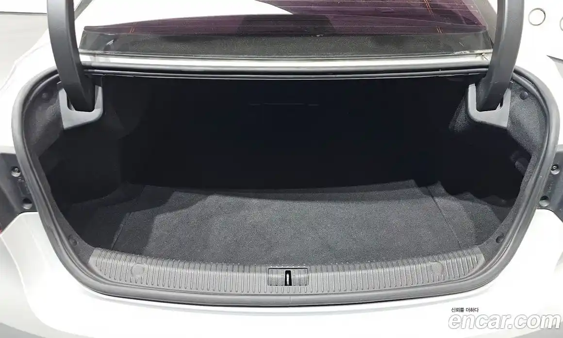 Renault SM6 2019 2.0 Автомат в Москве № 106566, фото 7