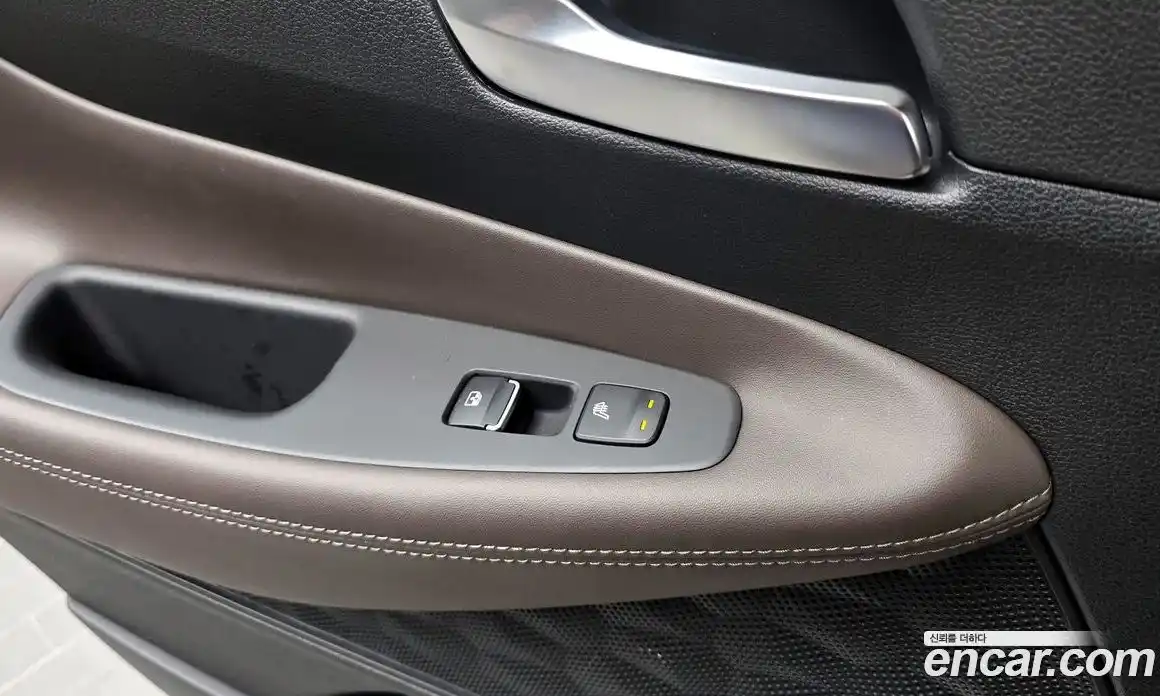 Hyundai Santa Fe 2022 1.6 Автомат в Москве № 107824, фото 4