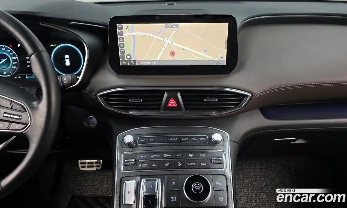 Hyundai Santa Fe 2022 1.6 Автомат в Москве № 107824, фото 9