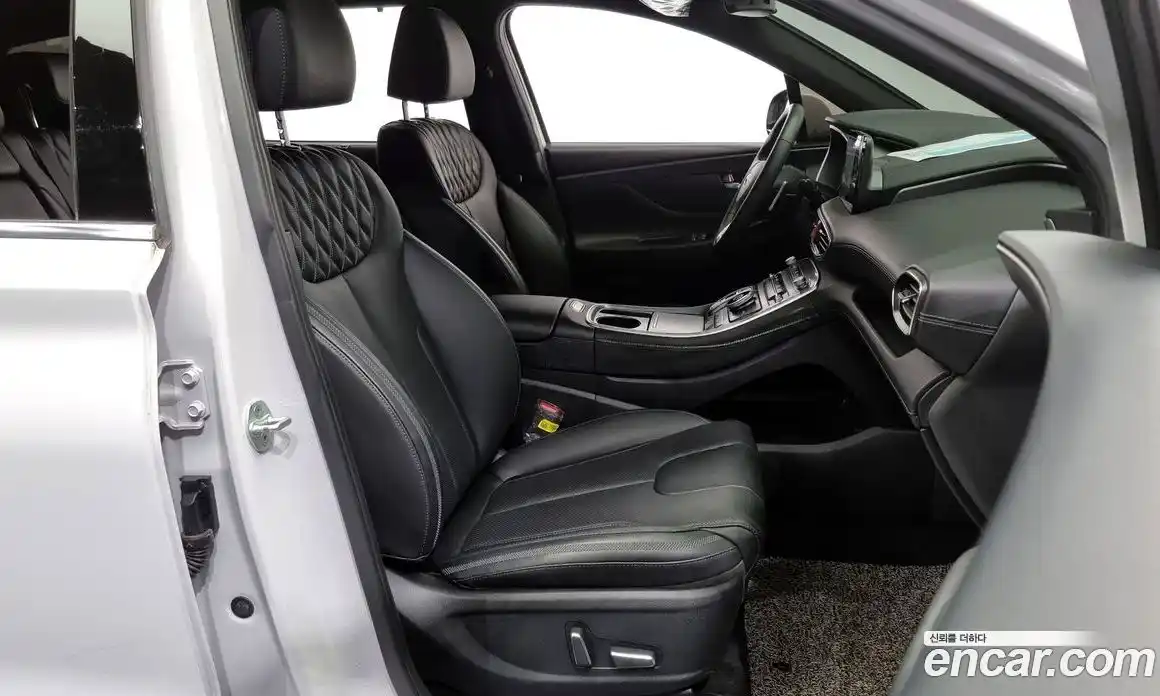 Hyundai Santa Fe 2022 2.5 Автомат в Москве № 109067, фото 11