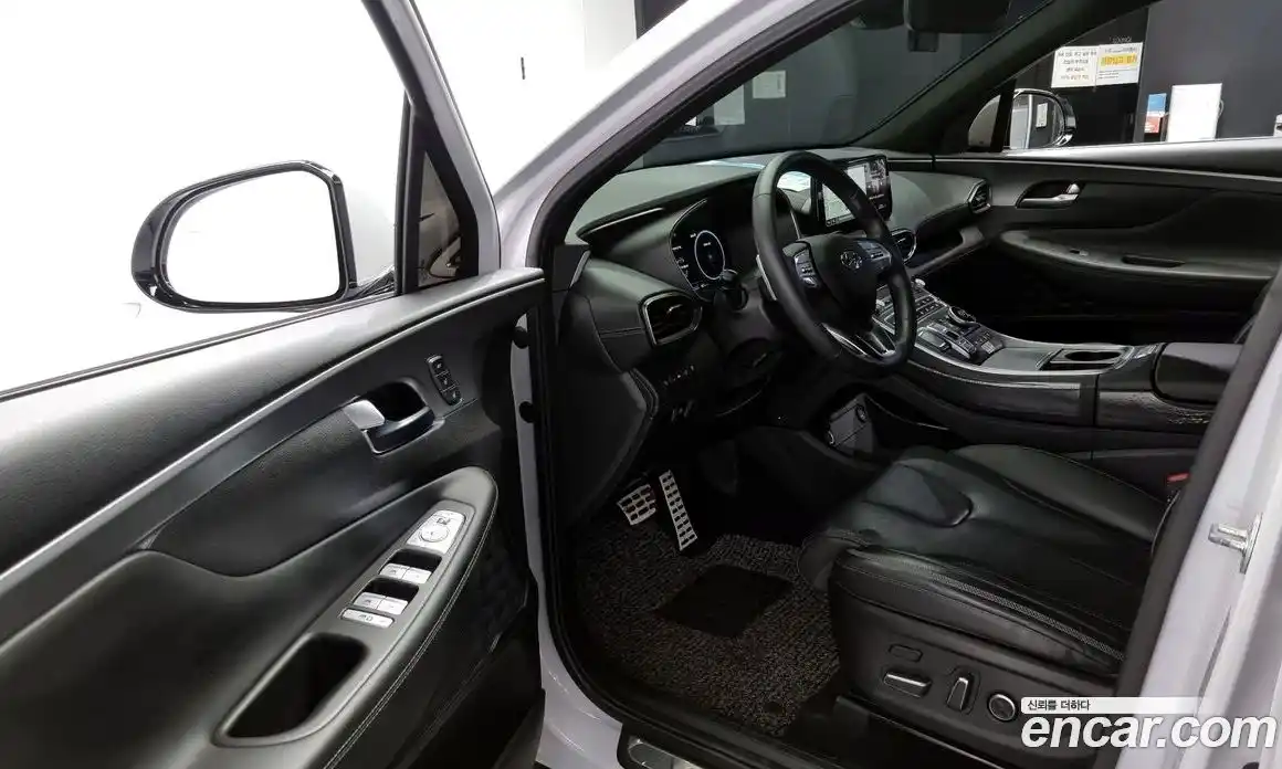 Hyundai Santa Fe 2022 2.5 Автомат в Москве № 109067, фото 15