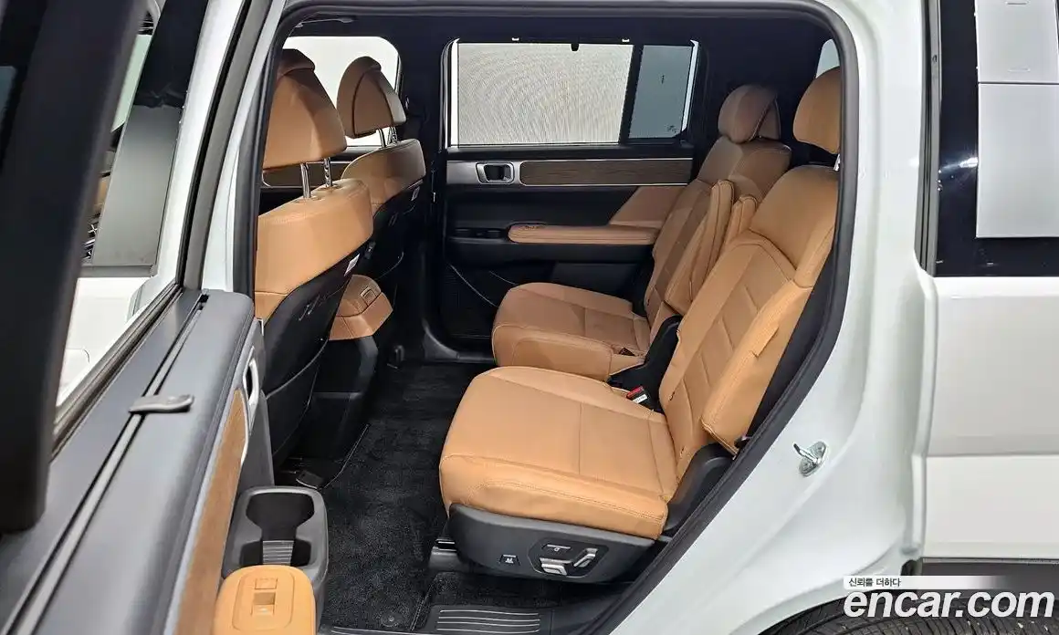 Hyundai Santa Fe 2024 1.6 Автомат в Москве № 109306, фото 17