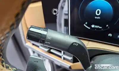 Hyundai Santa Fe 2024 2.5 Автомат в Москве № 109932, миниатюра 5