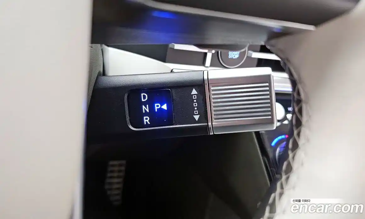 Hyundai Santa Fe 2024 1.6 Автомат в Москве № 110333, фото 12