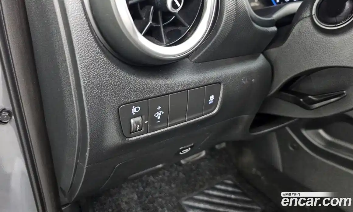 Hyundai Kona 2022 1.6 Автомат в Москве № 110548, фото 13