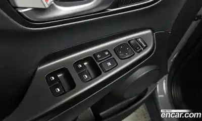 Hyundai Kona 2022 1.6 Автомат в Москве № 110548, миниатюра 10