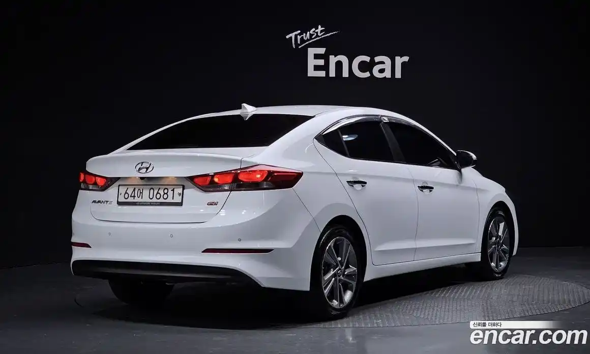 Hyundai Avante 2017 1.6 Автомат в Москве № 111172, фото 7