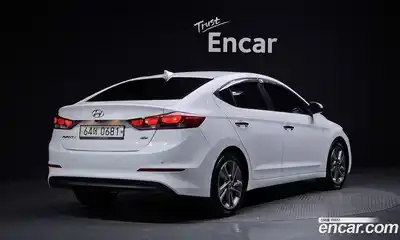 Hyundai Avante 2017 1.6 Автомат в Москве № 111172, миниатюра 7