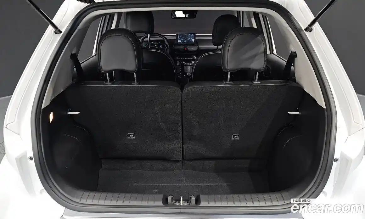 Hyundai Casper 2023 1.0 Автомат в Москве № 112470, фото 16