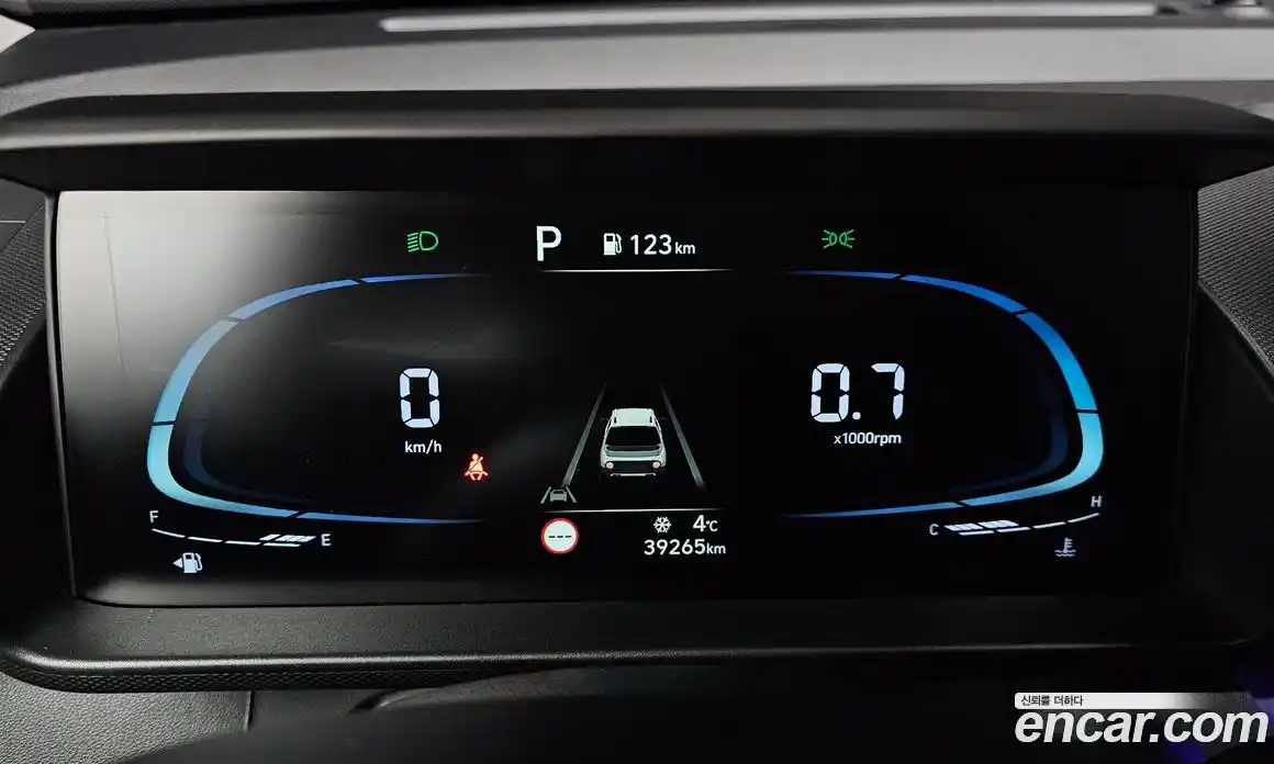 Hyundai Casper 2023 1.0 Автомат в Москве № 112470, фото 19