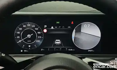 Kia Seltos 2024 1.6 Автомат в Москве № 114070, миниатюра 4