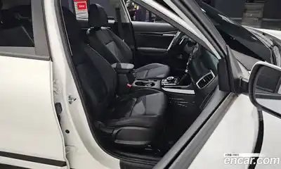 Kia Seltos 2024 1.6 Автомат в Москве № 114070, миниатюра 7