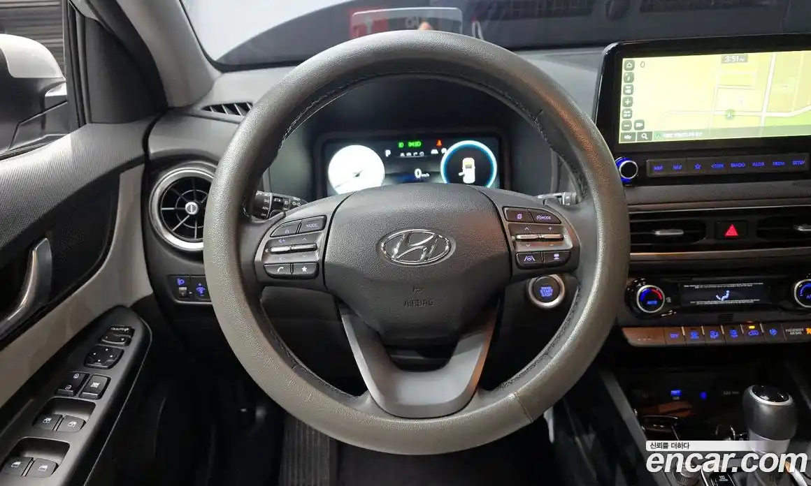 Hyundai Kona 2021 1.6 Автомат в Москве № 12054, фото 18