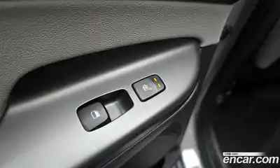 Hyundai Kona 2021 1.6 Автомат в Москве № 12054, миниатюра 5