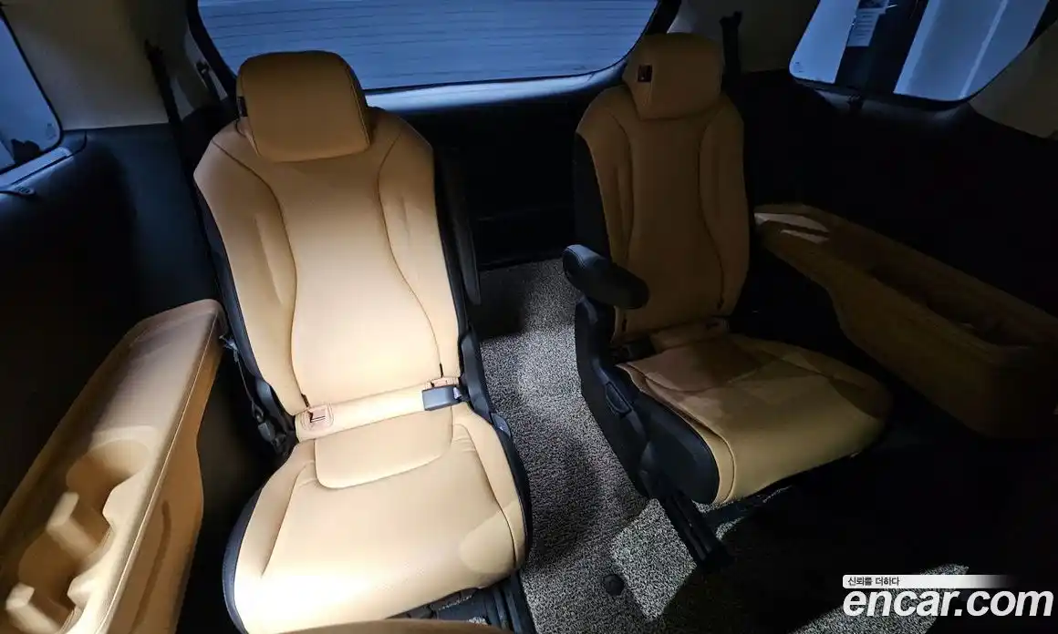 Kia Canival 2021 2.2 Автомат в Москве № 121519, фото 16