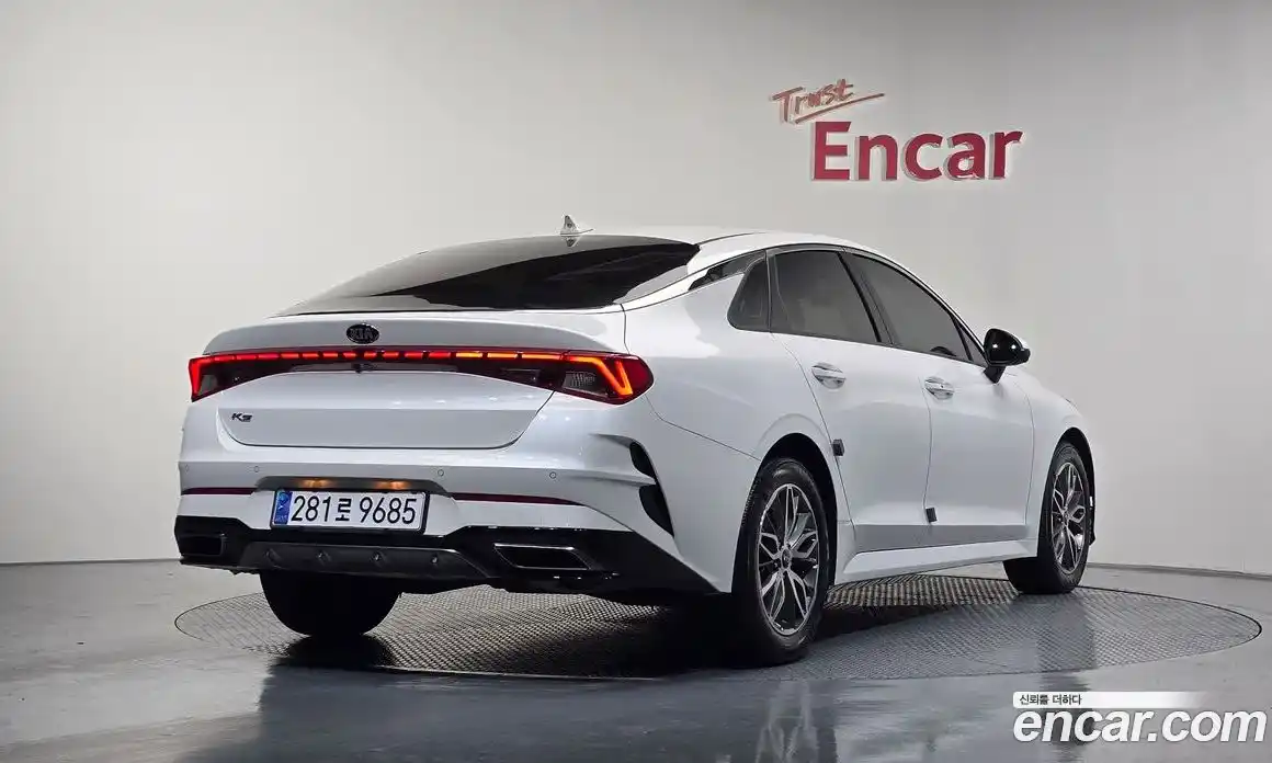 Kia K5 2021 2.0 Автомат в Москве № 121623, фото 17