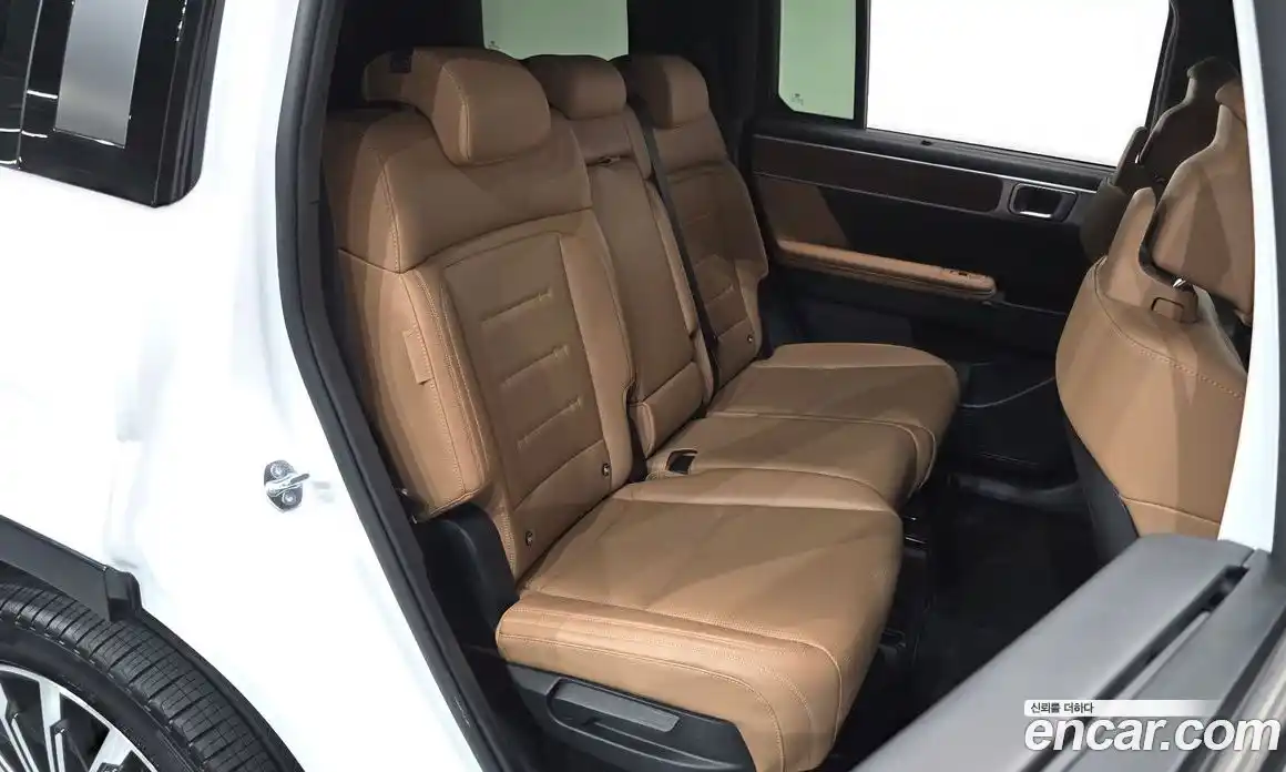 Hyundai Santa Fe 2024 2.5 Автомат в Москве № 124806, фото 16