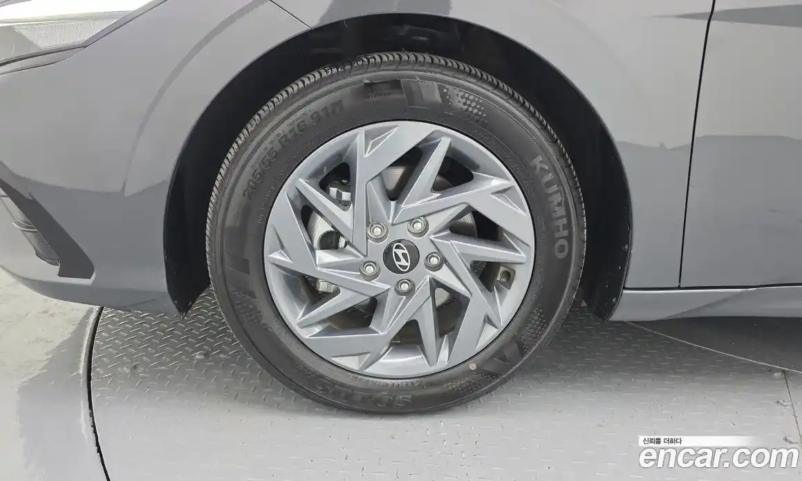 Hyundai Avante 2024 1.6 Автомат в Москве № 124865, фото 14