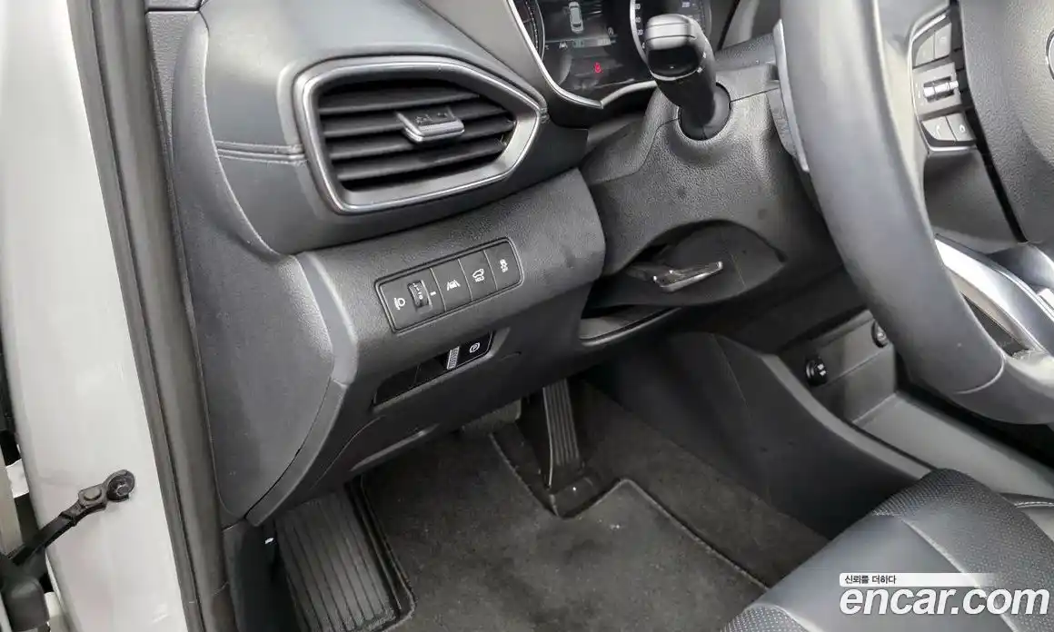 Hyundai Santa Fe 2021 2.2 Автомат в Москве № 126560, фото 5