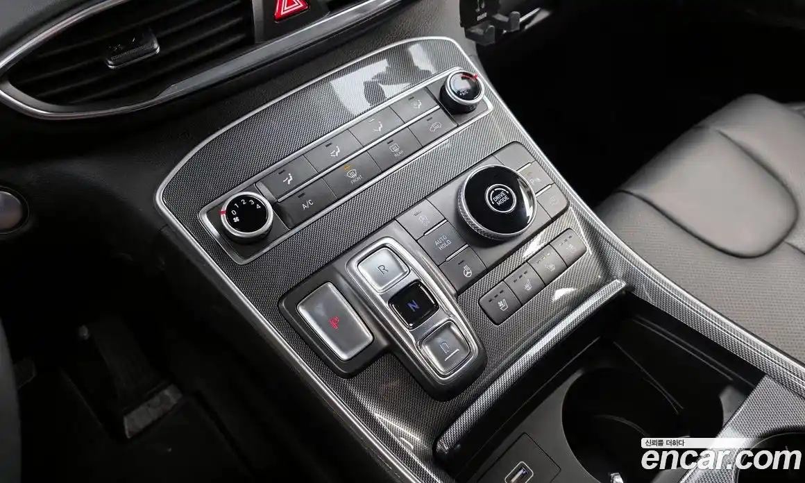 Hyundai Santa Fe 2021 2.2 Автомат в Москве № 126560, фото 7