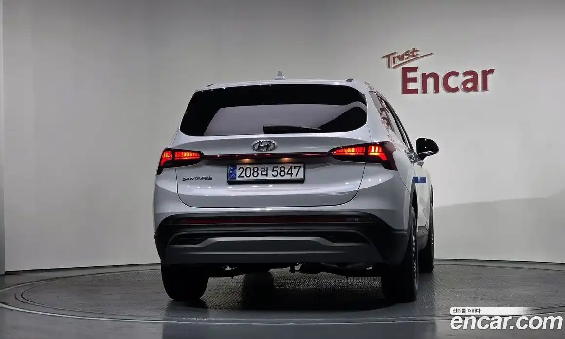 Hyundai Santa Fe 2021 2.2 Автомат в Москве № 126560, фото 10