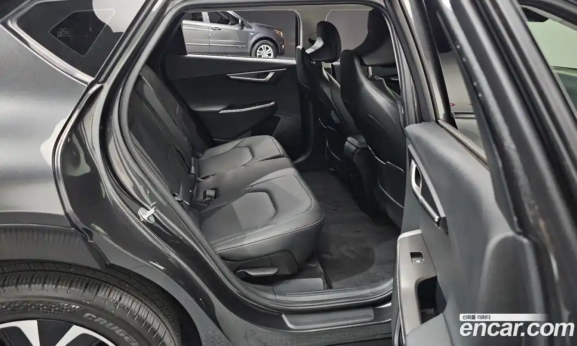 Kia EV6 2022 0.1 Автомат в Москве № 128133, фото 13