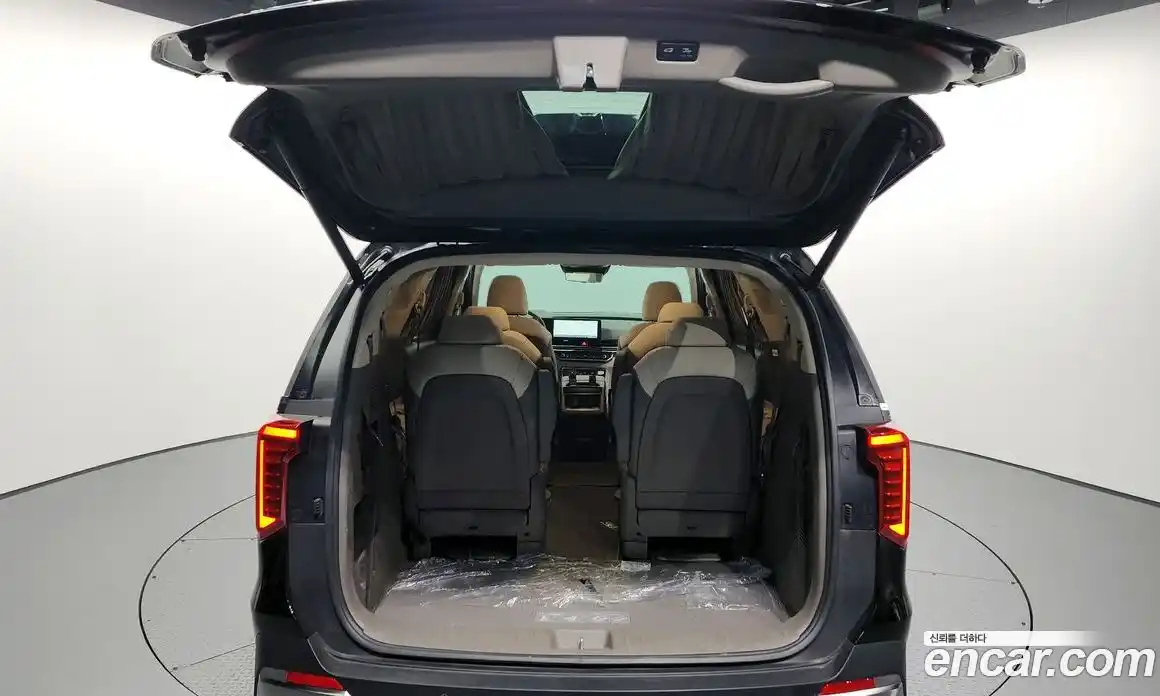 Kia Canival 2025 3.5 Автомат в Москве № 128150, фото 15