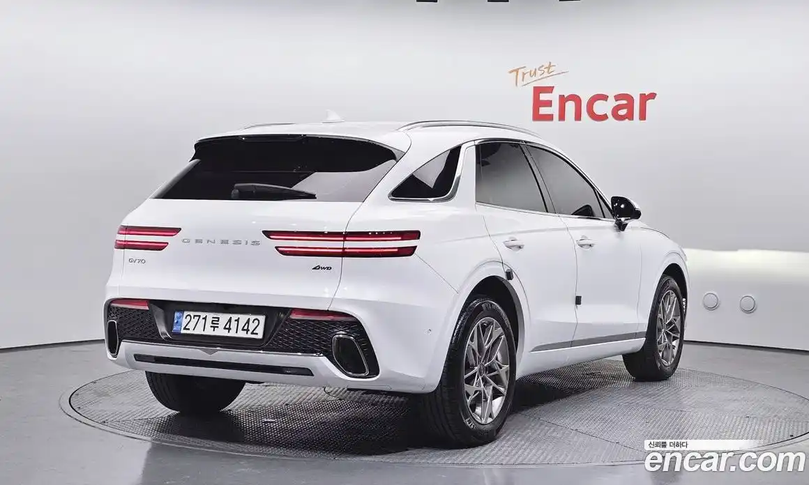 Genesis GV70 2023 2.5 Автомат в Москве № 12947, фото 11