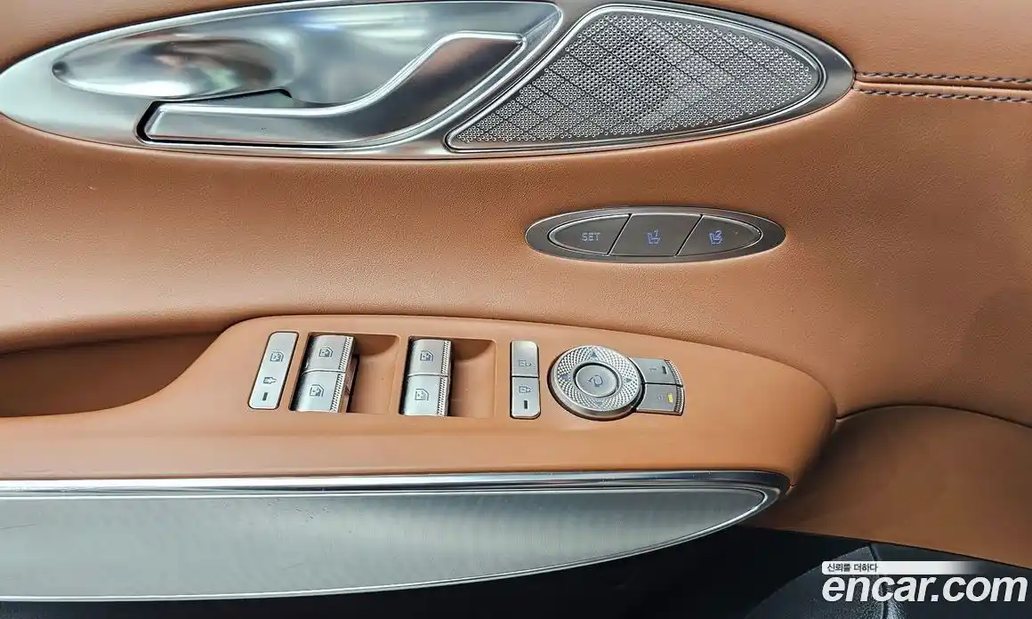 Genesis GV70 2023 2.5 Автомат в Москве № 12947, фото 4