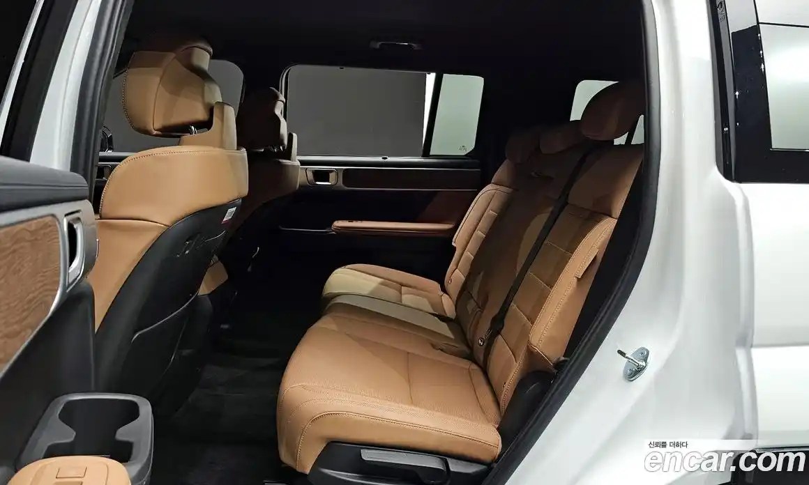 Hyundai Santa Fe 2025 1.6 Автомат в Москве № 129970, фото 8