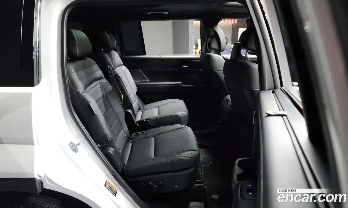 Hyundai Santa Fe 2024 2.5 Автомат в Москве № 130670, фото 20