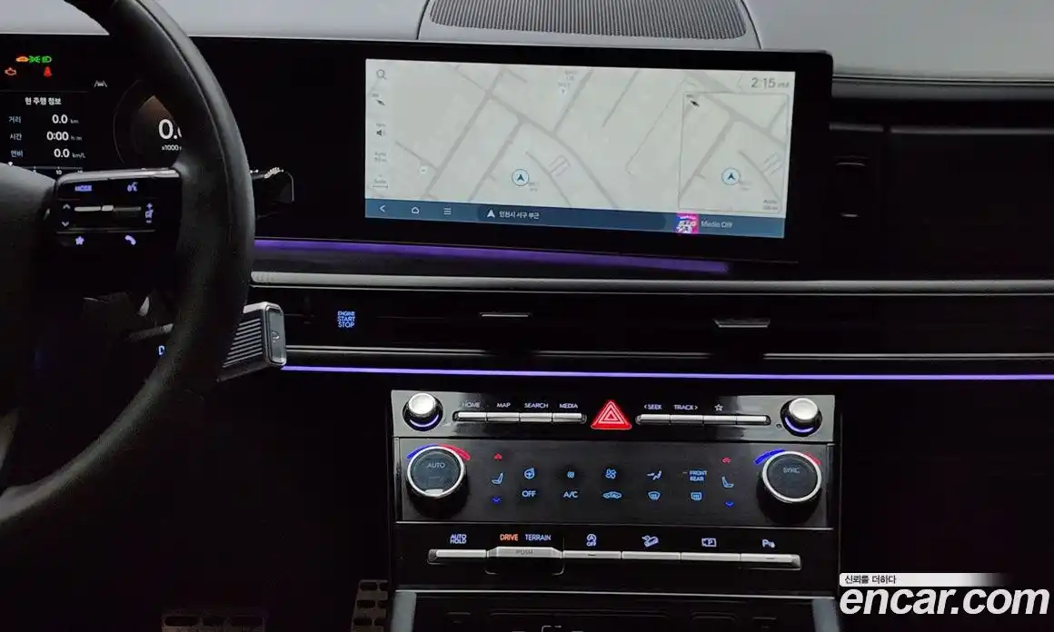 Hyundai Santa Fe 2024 2.5 Автомат в Москве № 130670, фото 8