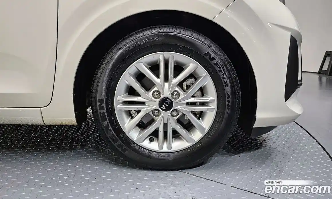 Kia Morning 2021 1.0 Автомат в Москве № 131825, фото 14