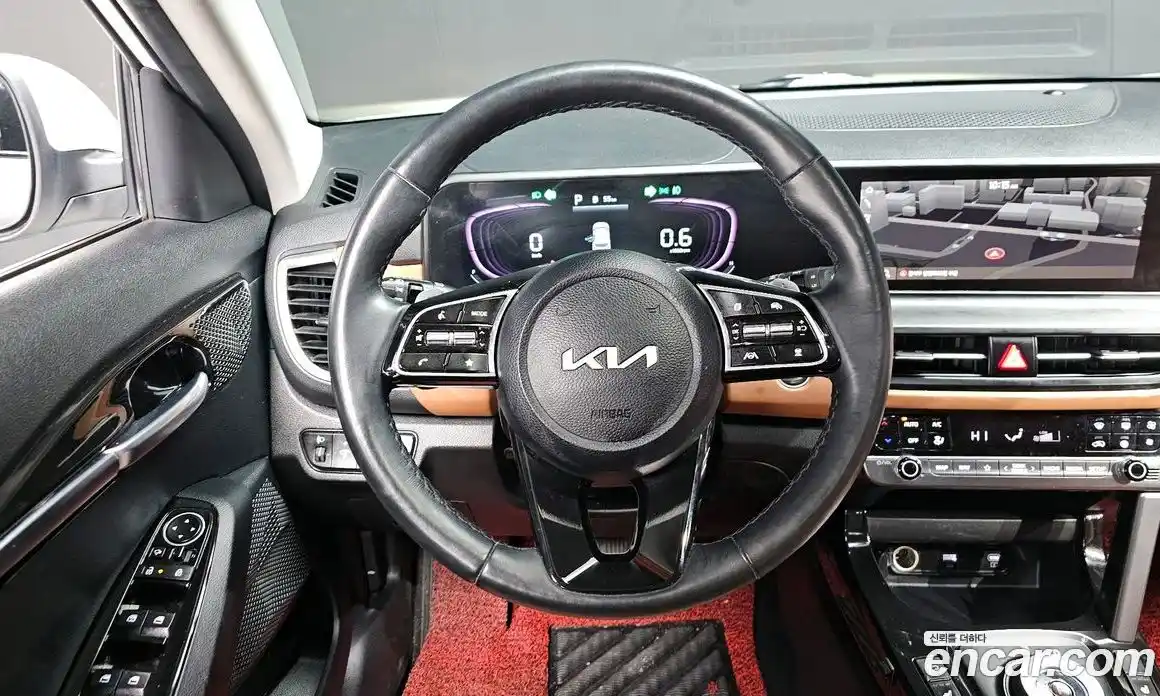 Kia Seltos 2024 2.0 Автомат в Москве № 132505, фото 4