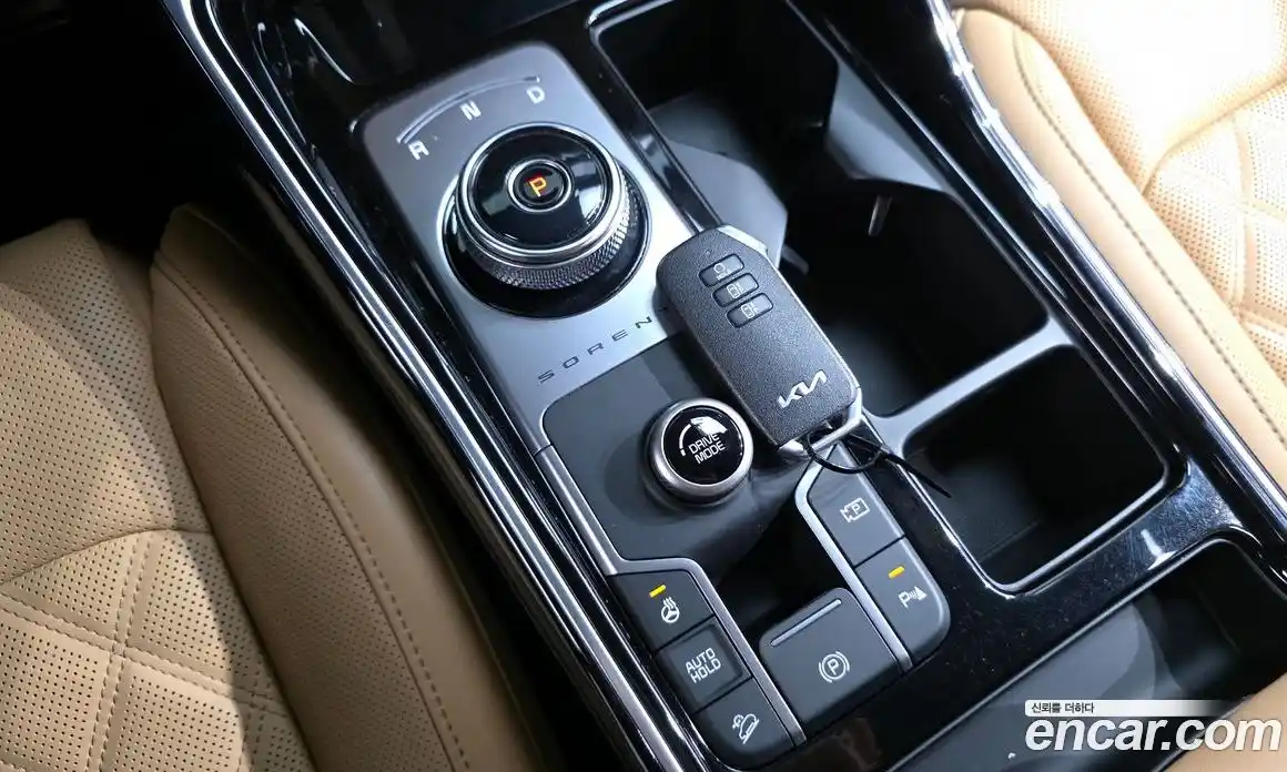 Kia Sorento 2022 1.6 Автомат в Москве № 133017, фото 17