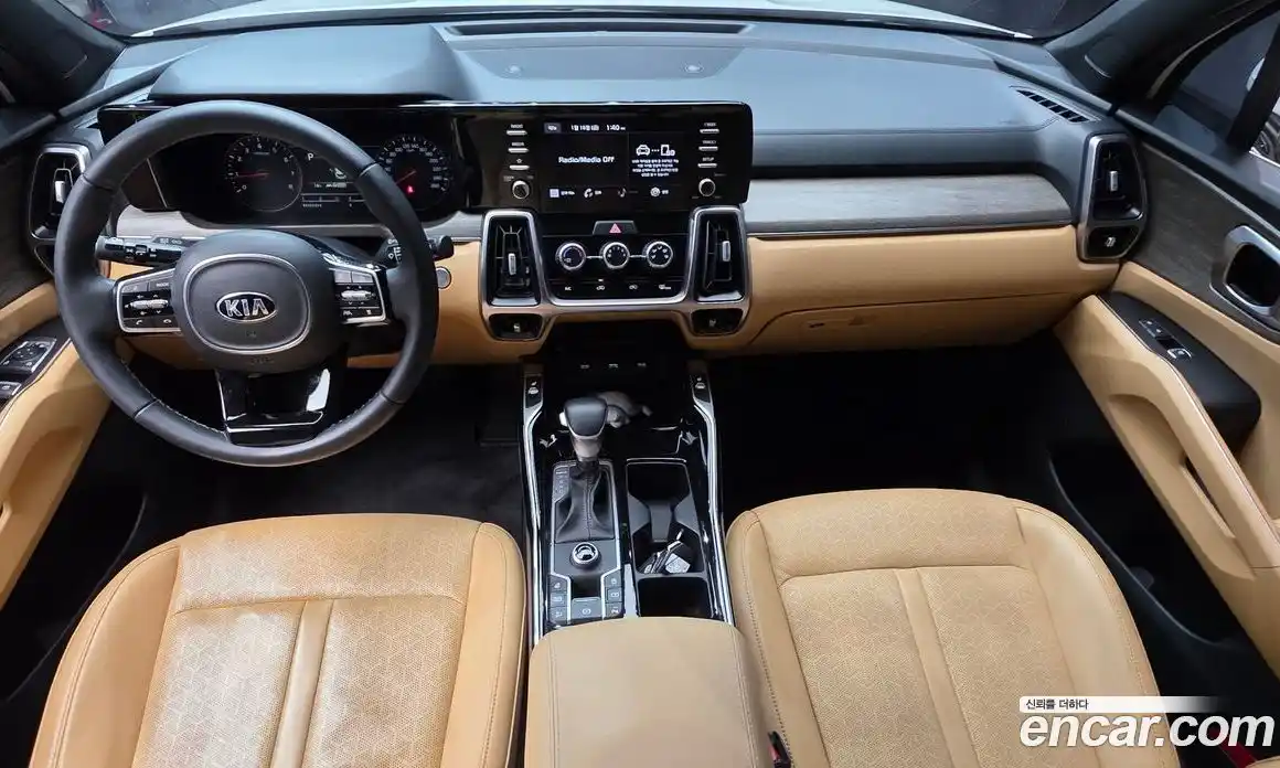 Kia Sorento 2021 2.5 Автомат в Москве № 133395, фото 6