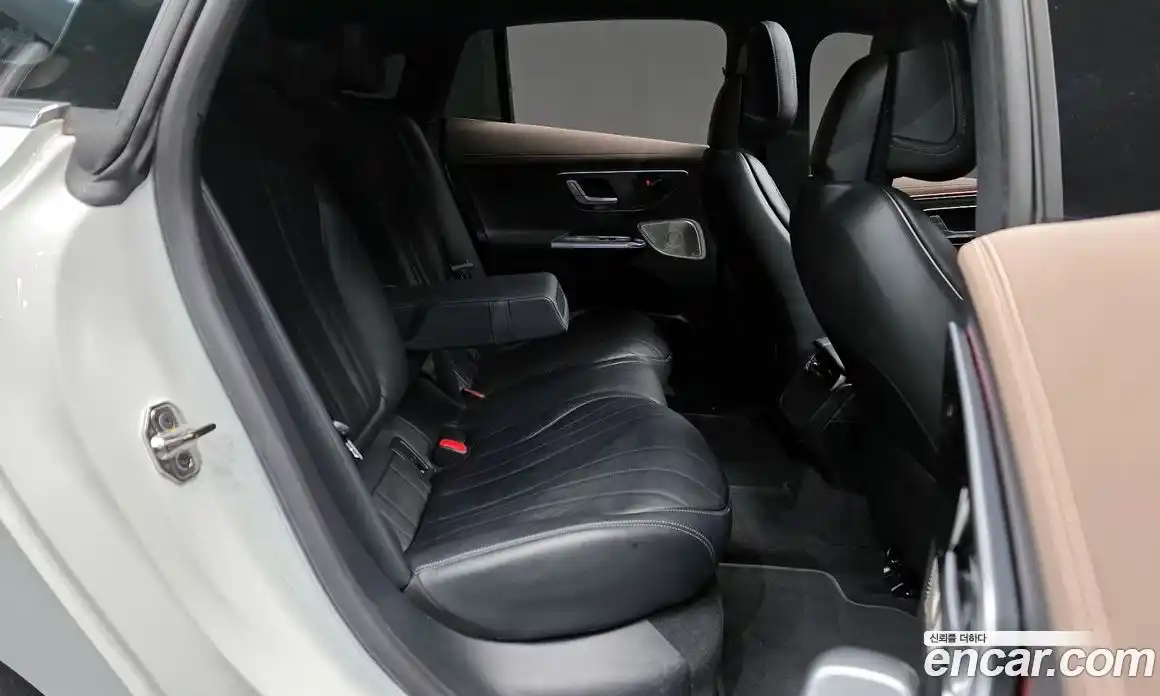 Mercedes-Benz EQE 2023 0.3 Автомат в Москве № 139578, фото 6