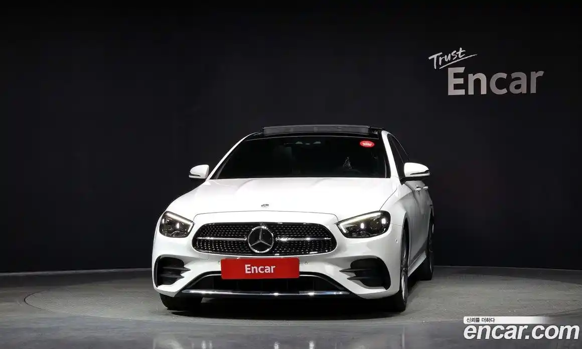 Mercedes-Benz E-Class 2022 2.0 Автомат в Москве № 139597, фото 12