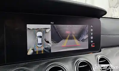 Mercedes-Benz E-Class 2022 2.0 Автомат в Москве № 139597, миниатюра 7