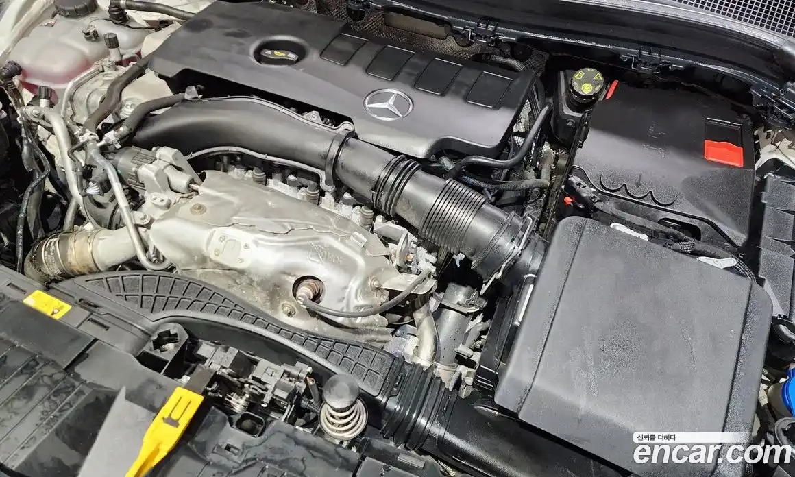 Mercedes-Benz GLA-Class 2021 2.0 Автомат в Москве № 142658, фото 15