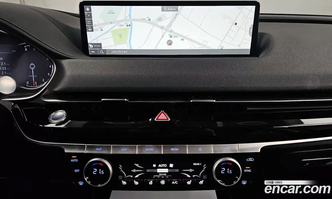 Genesis G80 2022 2.5 Автомат в Москве № 14790, фото 16