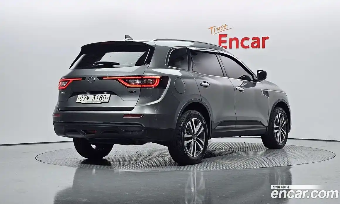 Renault QM6 2018 2.0 Автомат в Москве № 148350, фото 11