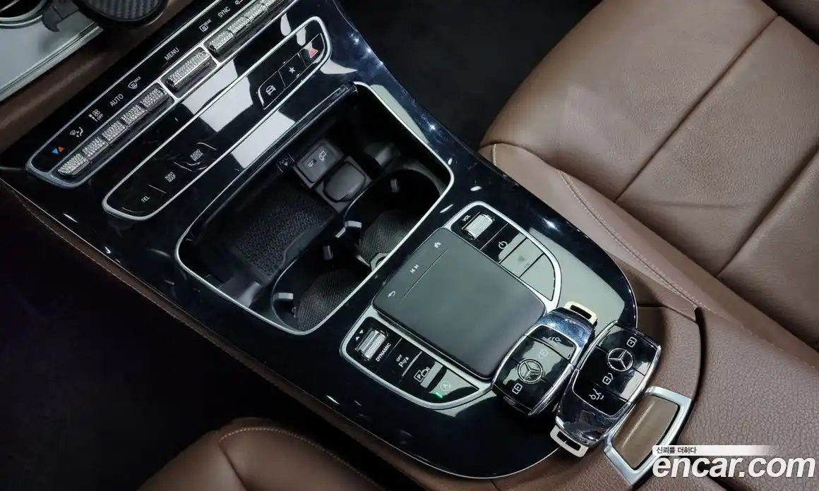 Mercedes-Benz E-Class 2021 2.0 Автомат в Москве № 149561, фото 3