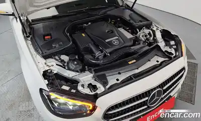 Mercedes-Benz E-Class 2021 2.0 Автомат в Москве № 149561, миниатюра 10