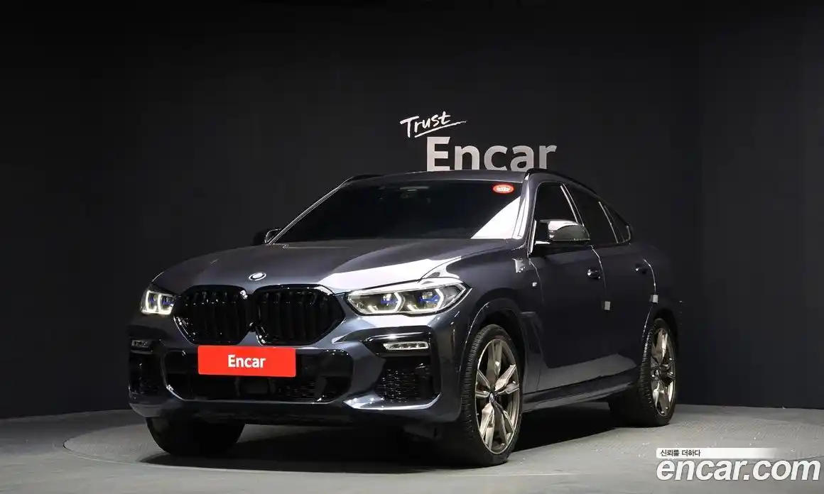 BMW X6 2021 4.4 Автомат в Москве № 157136, фото 1