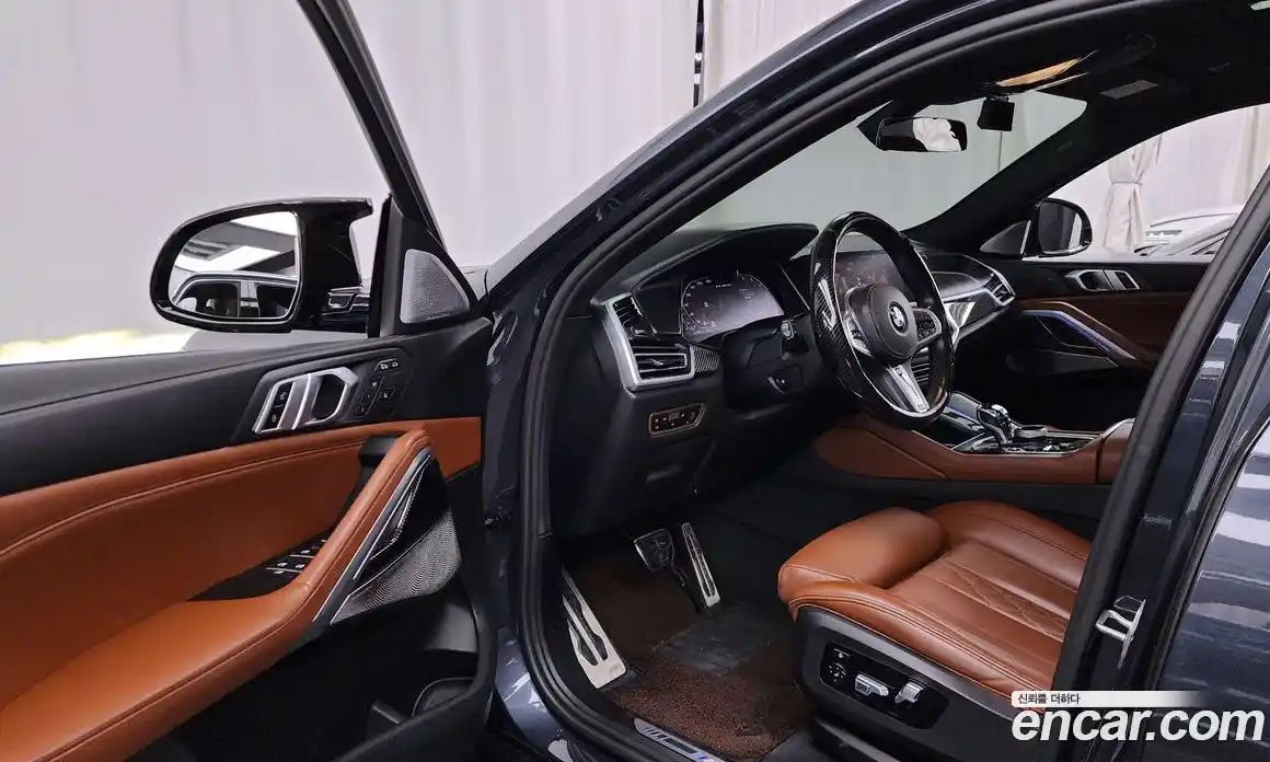 BMW X6 2021 4.4 Автомат в Москве № 157136, фото 3