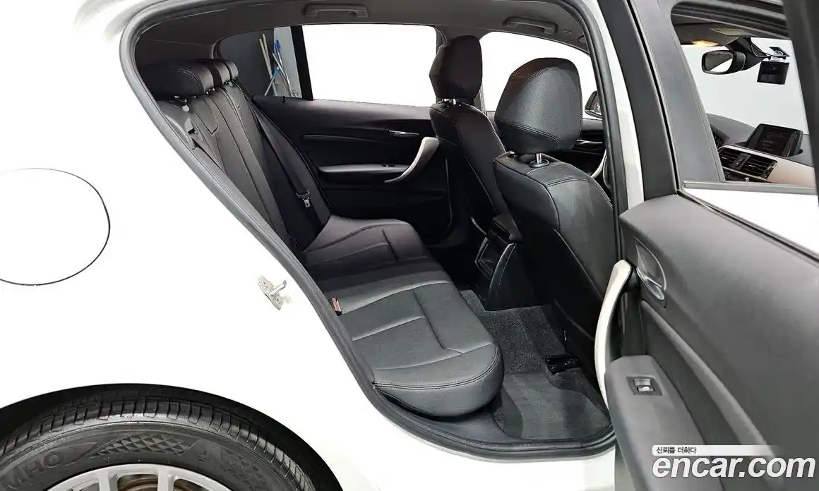 BMW 1-Series 2018 2.0 Автомат в Москве № 158920, фото 9